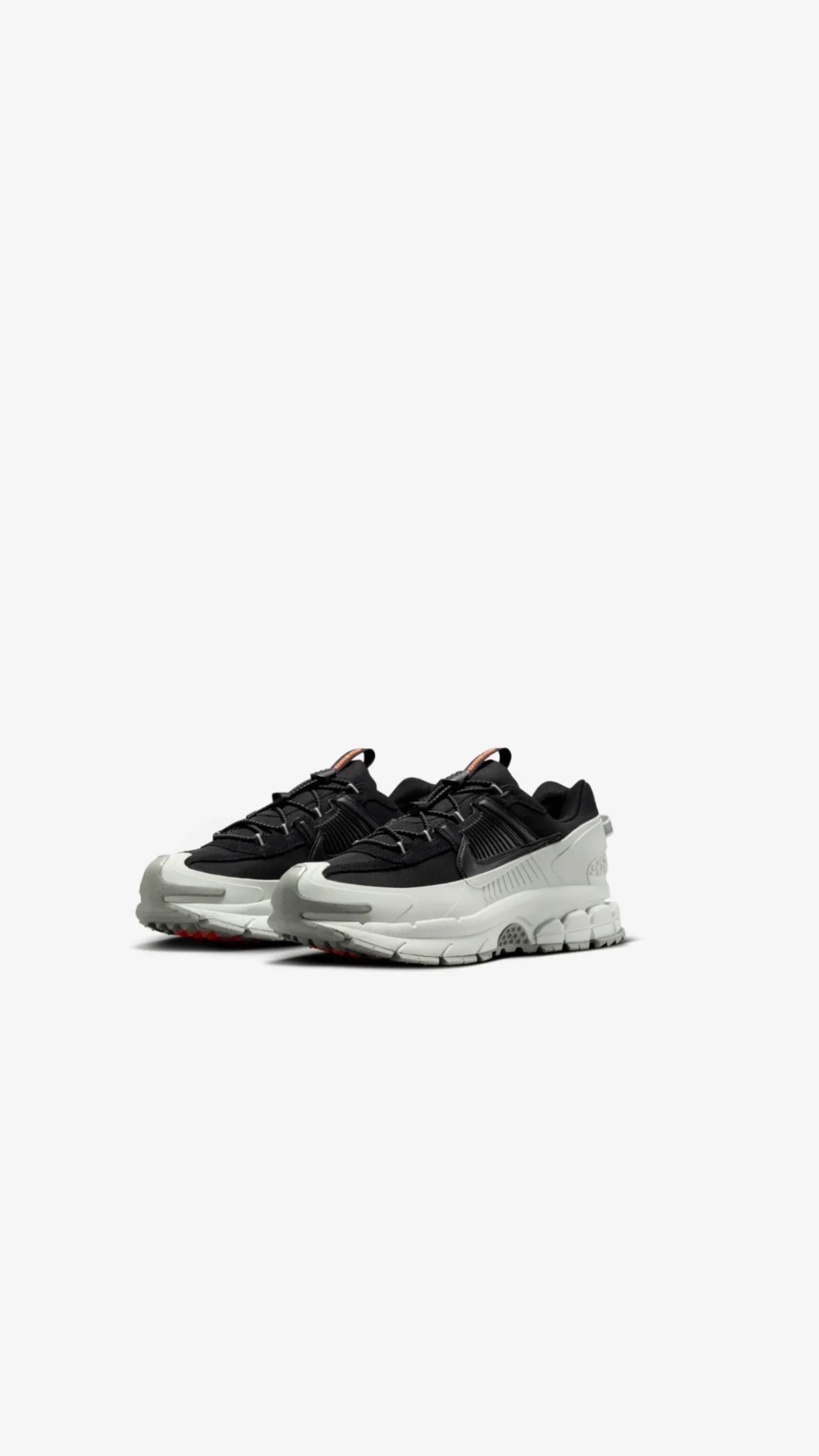 Nike Zoom Vomero 5 Roam Black Light Silver — 36 / 37 / 38 / 39 / 41 / 42, Novo