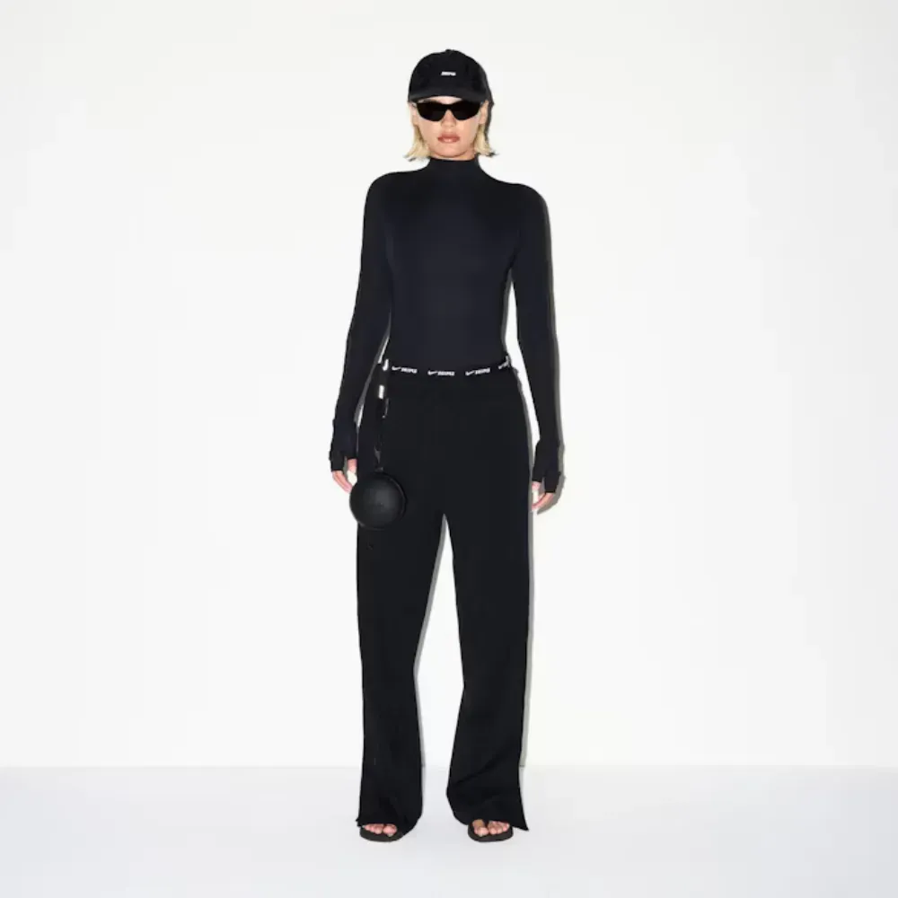 SKIMS x Nike Calça Side Snaps Obsidian - Droper