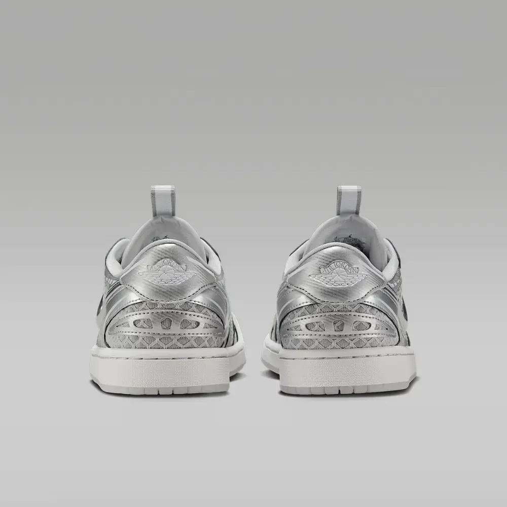 Air Jordan 1 Low Method of Make Metallic Silver foto 4