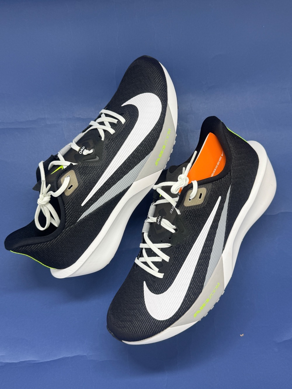 Nike Zoom Rival Fly 4 Black Wolf Grey Volt White