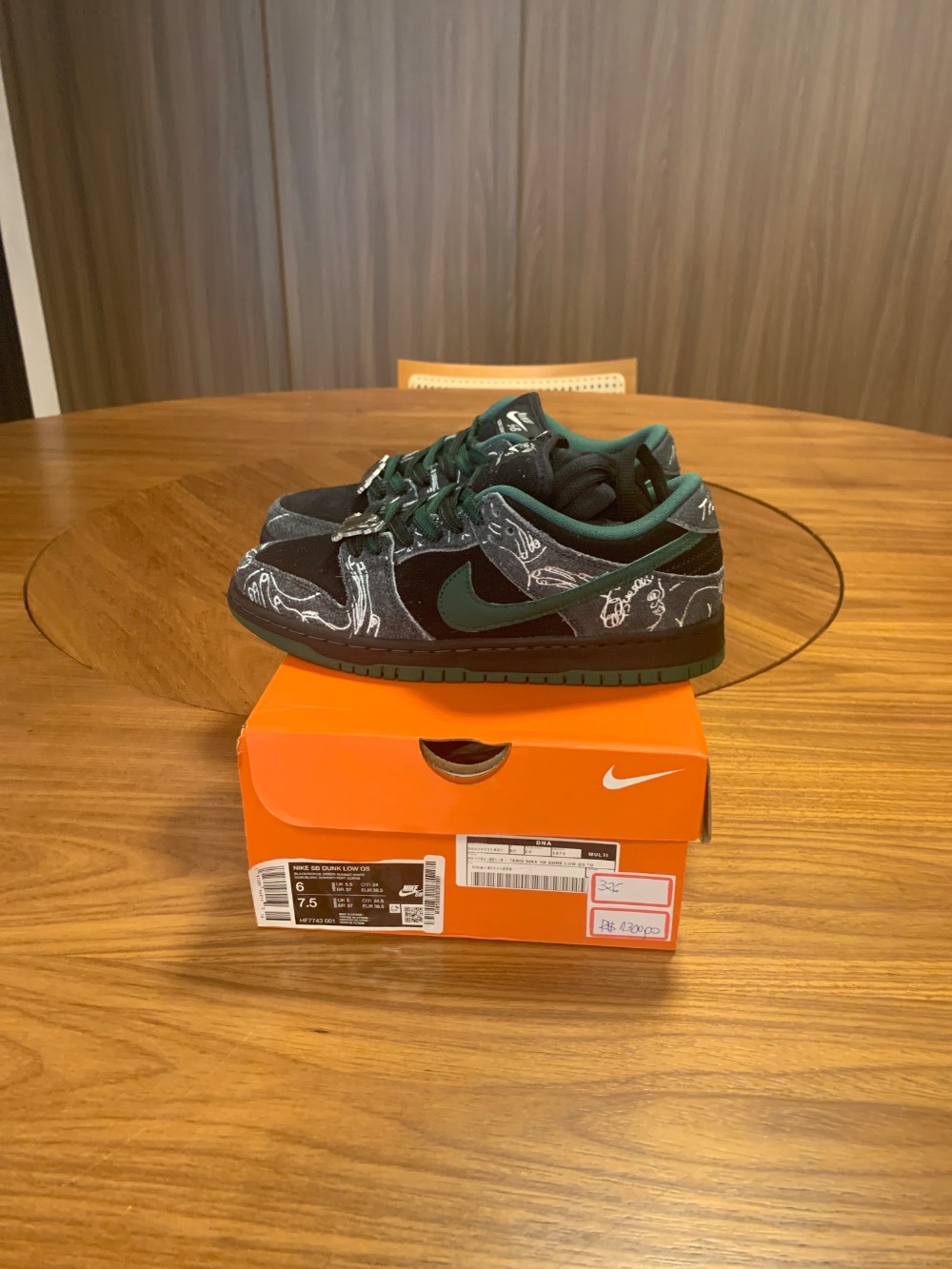 There x Nike SB Dunk Low Pro Anthracite and Gorge Green — 37, Novo