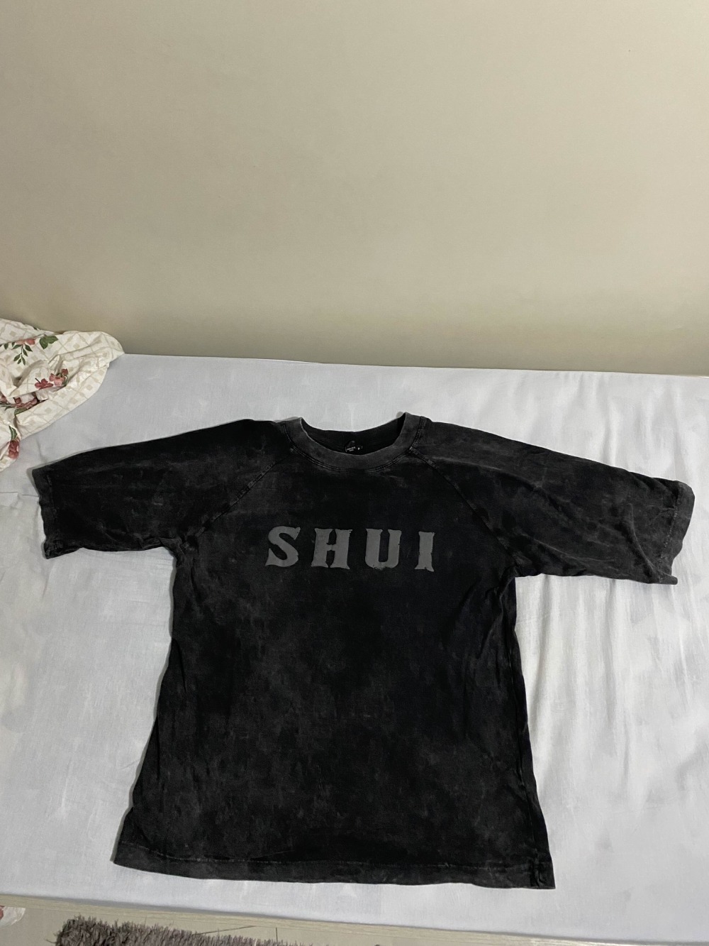 Camiseta Shui Oversized Leve Marmorizada Desert Preto
