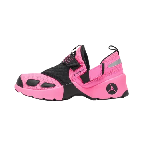 Jordan Trunner LX Pink Blast Black