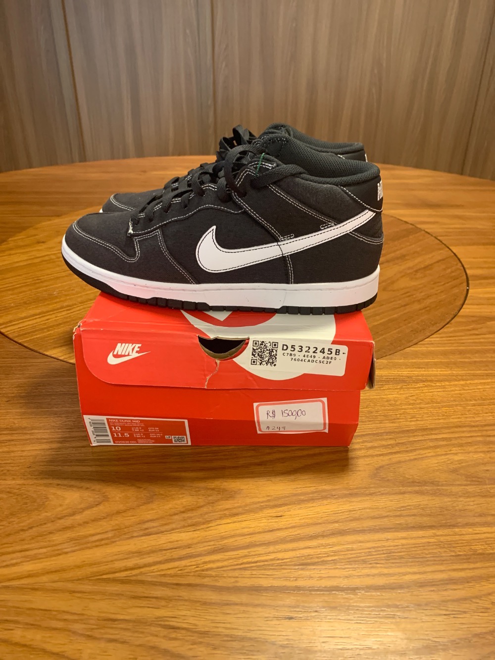 Nike Dunk Mid Off Noir White