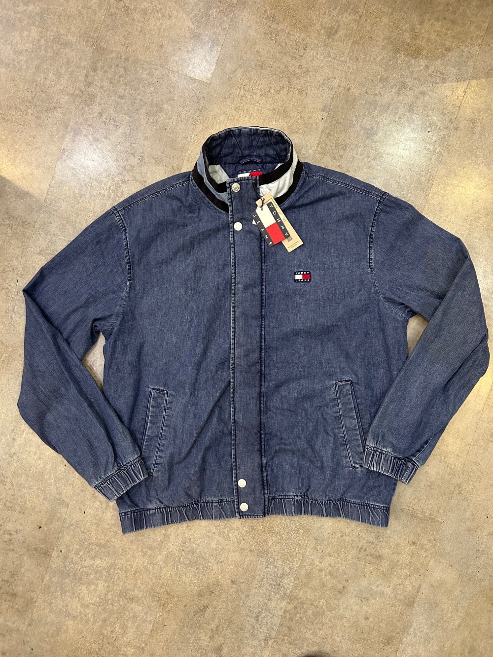 Jaqueta Tommy Jeans Collared Essential Denim - Jeans