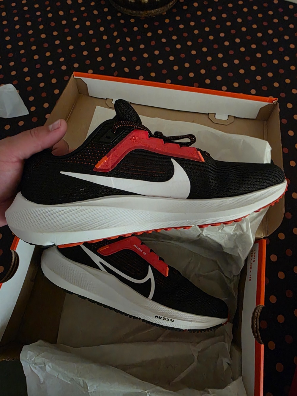Nike Pegasus 40 Black Light Crimson