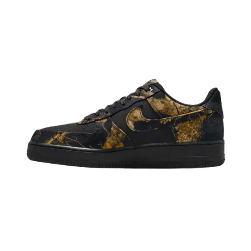 Kobe Bryant x Nike Air Force 1 Low Triple Black - Droper