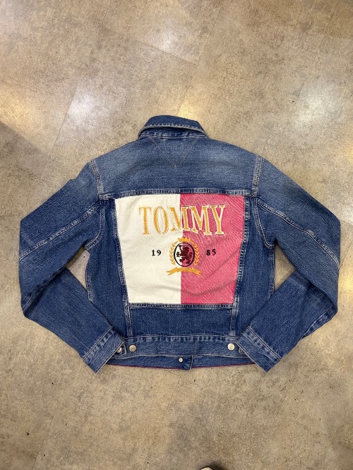Jaqueta Tommy Jeans Heritage Flag in Mid - Jeans