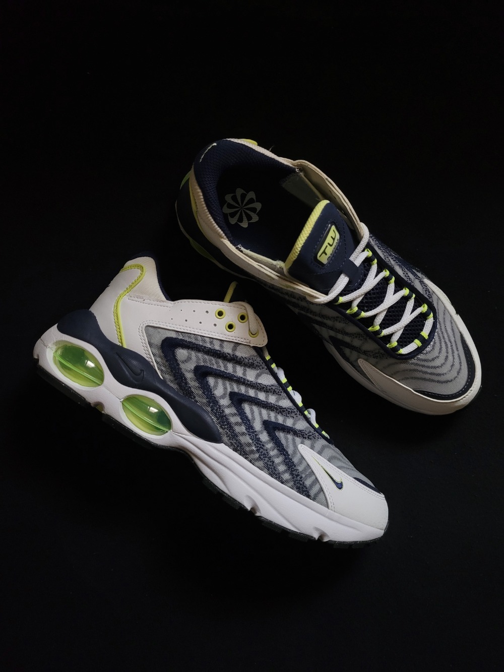 Nike Air Max TW 1 Midnight Navy Green