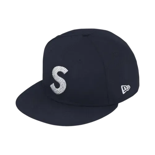 Swarovski x Supreme Boné S Logo New Era Navy FW25-29 - Droper