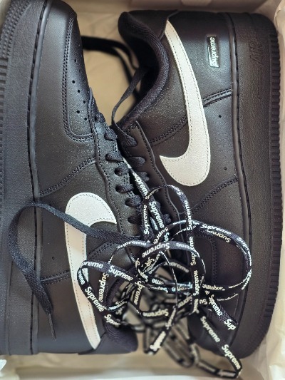 Supreme x Nike Air Force 1 Low Black FW25-W4 - Droper