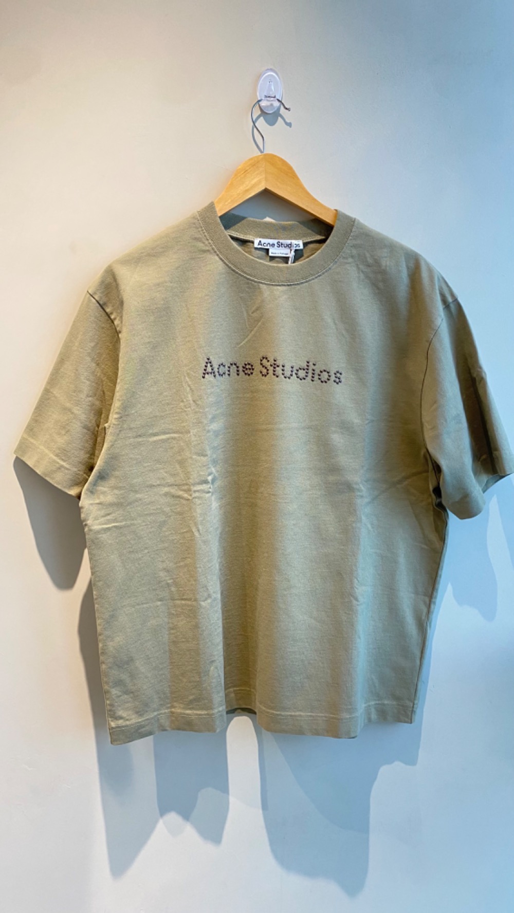 Acne Studios Camiseta Exford Stamp Studded Beige
