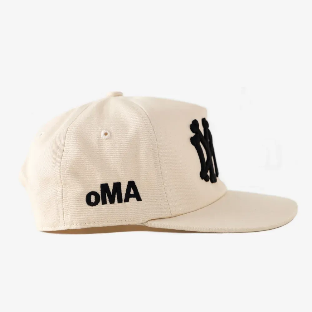 OMA NY BONES HAT (COOKIES & CREAM) Boné oMA Studios NY NY Bones 