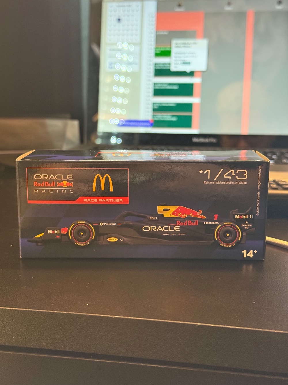 F1 x McDonald's Miniatura Oracle RedBull Racing 1/43
