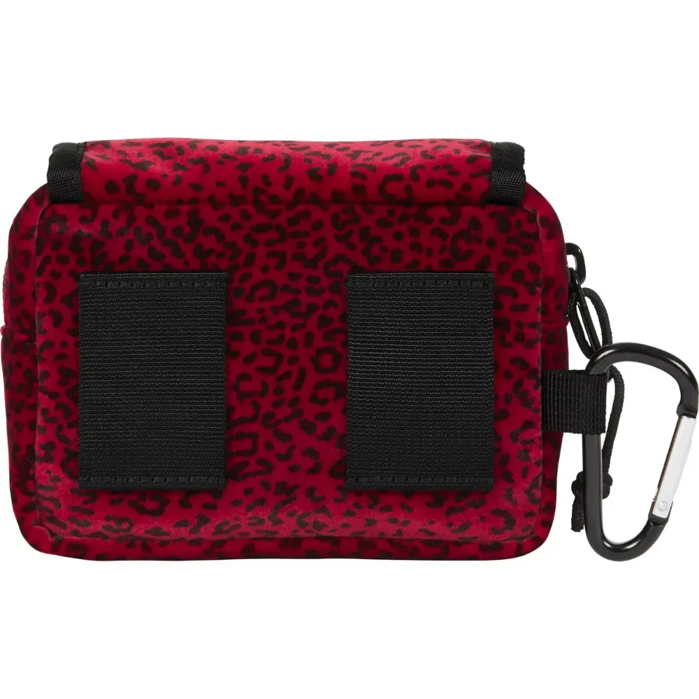 Bolsa Supreme Velvet Mini Pouch Red Leopard FW25-W11 - Droper