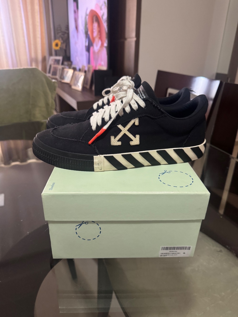Off-White Vulcanized Low Black White Arrow