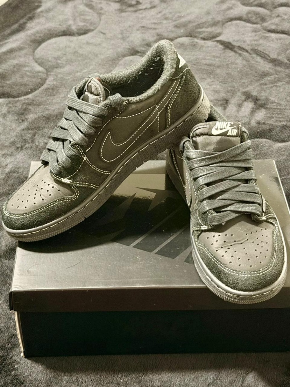 Travis Scott x Air Jordan 1 Low OG Black Phantom — 37, Usado