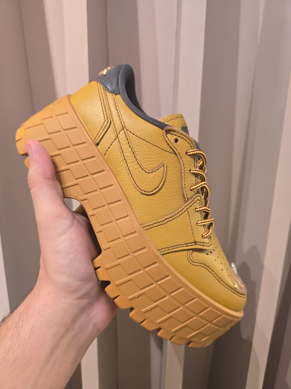 Jordan 1 Low Brooklyn Wheat