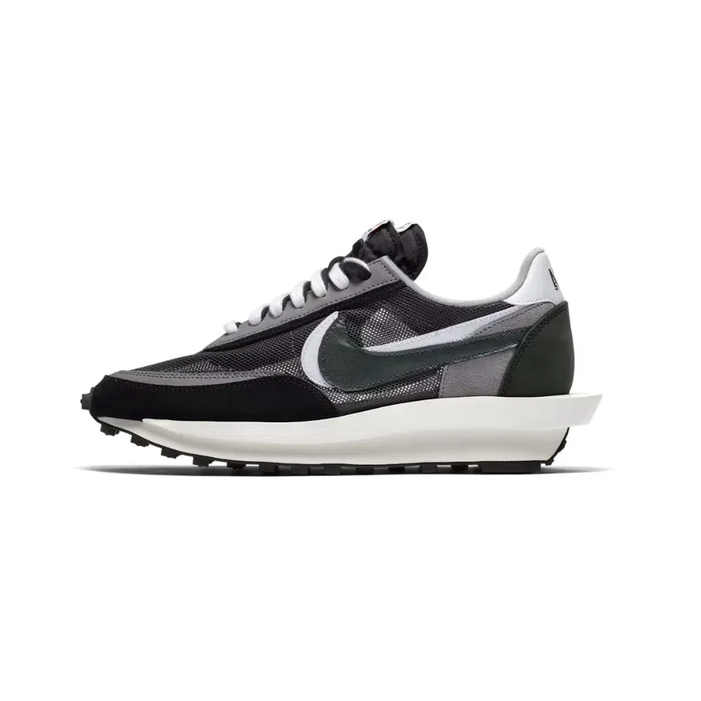 Sacai x Nike LD Waffle Black foto 1
