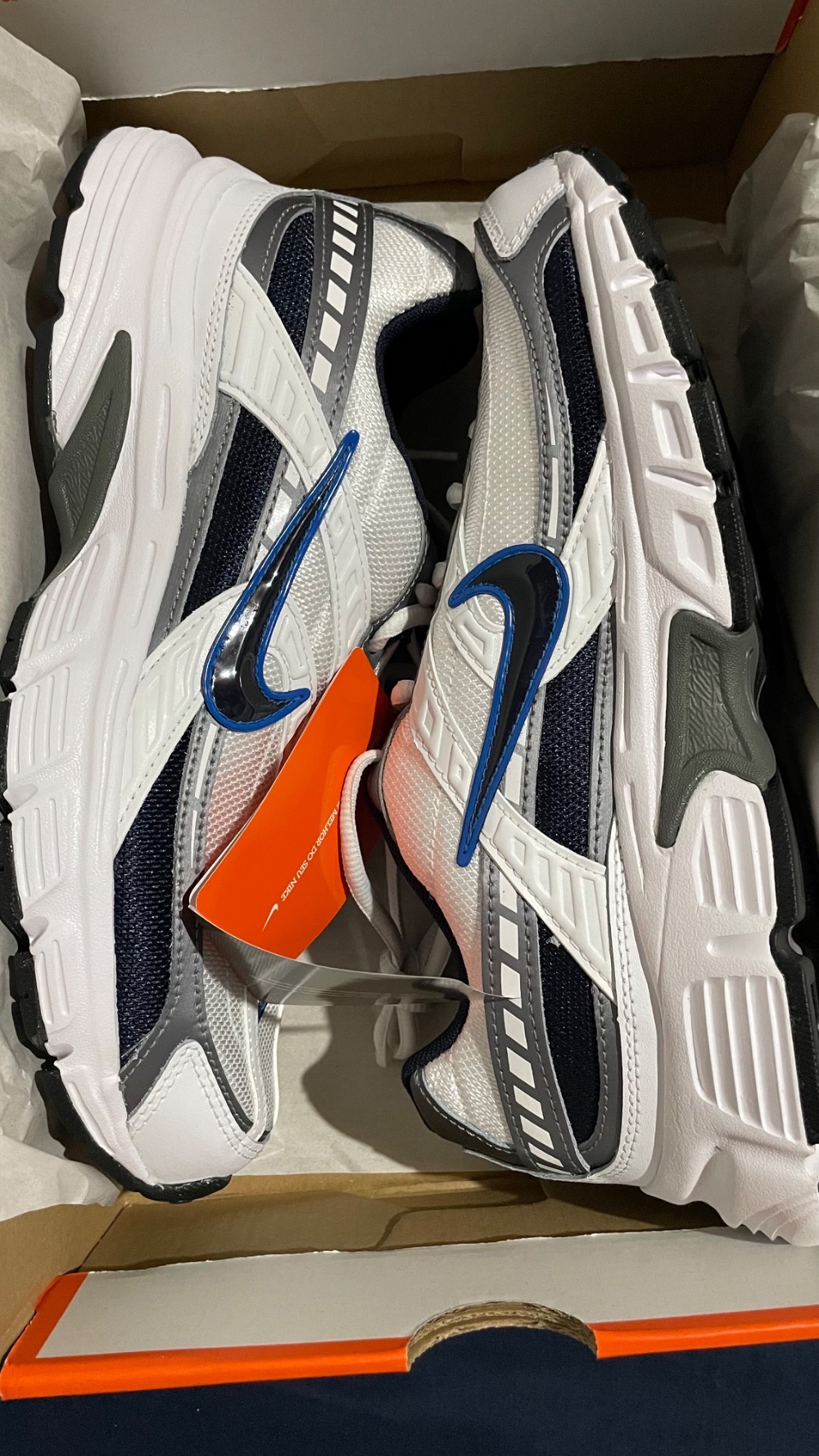 Nike Initiator White Obsidian Metallic Cool Grey