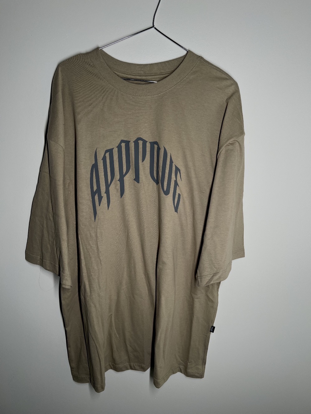 Camiseta Bold Approve Beyond Lines Bege