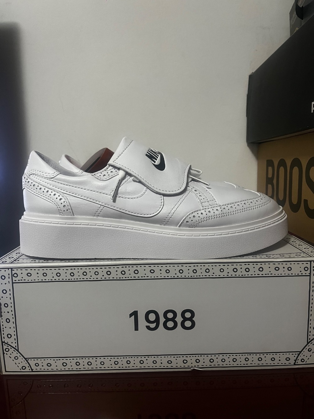G-Dragon x Nike Kwondo 1 White — 42, Novo