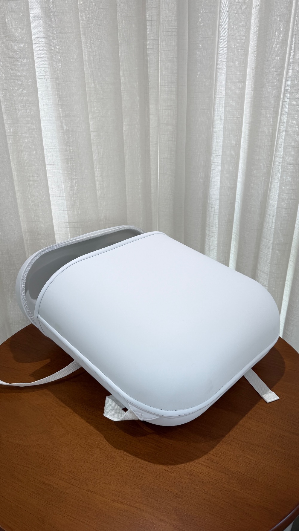 Mochila Bravest Studios Airpack White