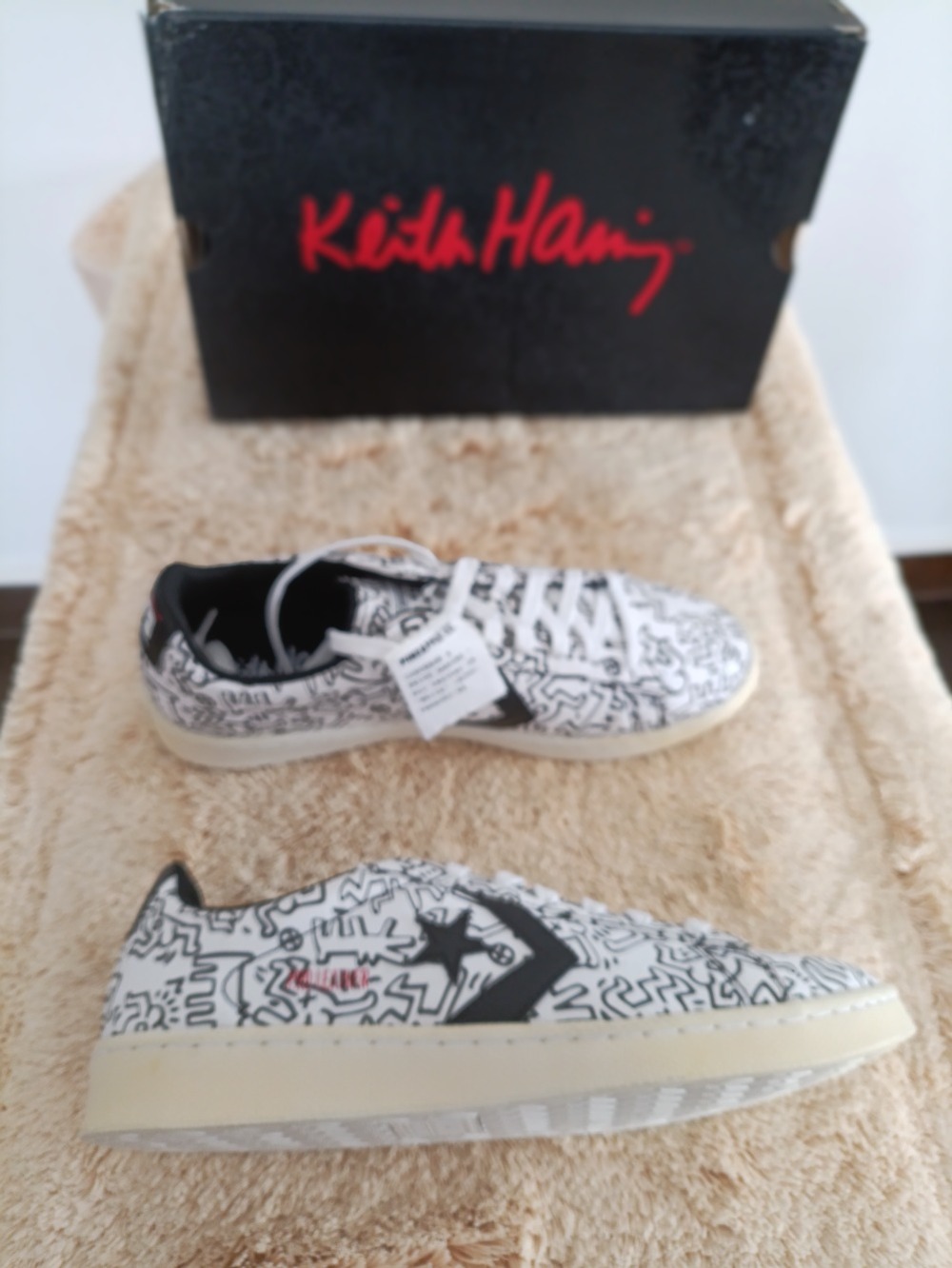 Keith Haring x Converse Pro Leather Low