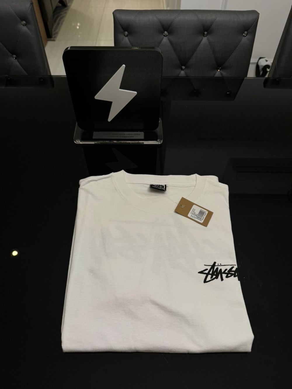 Camiseta Stussy Fuzzy Dice White — M, Novo