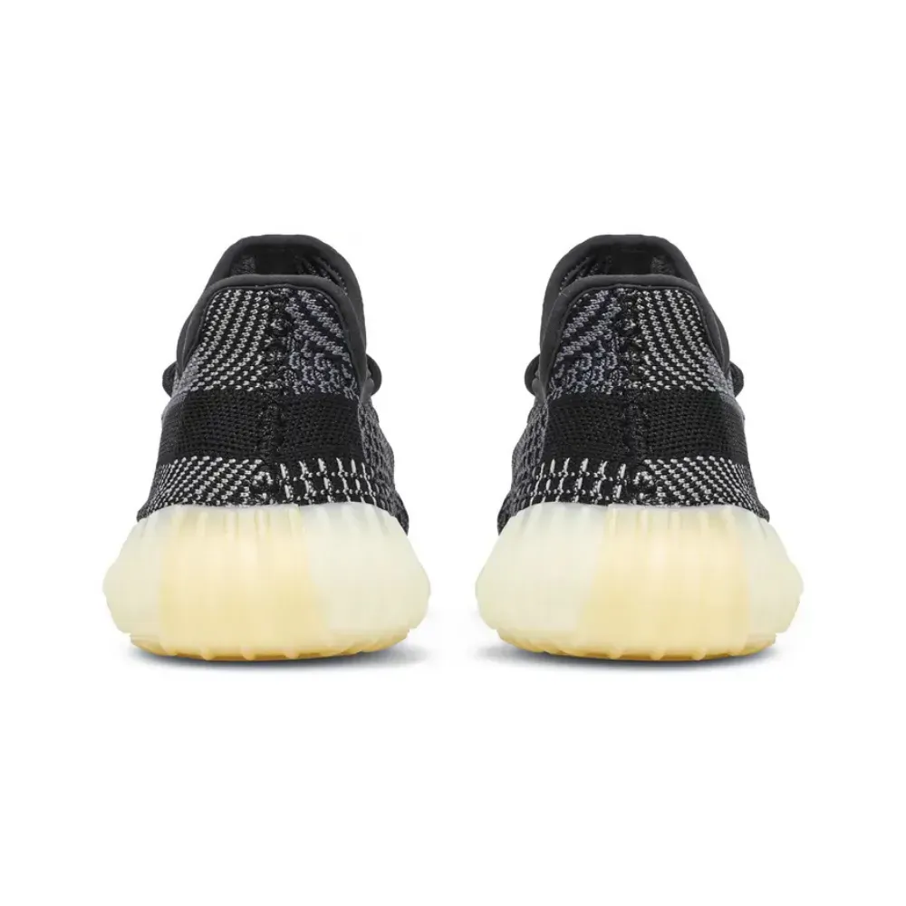 Imagem Yeezy Boost 350 v2 Carbon
