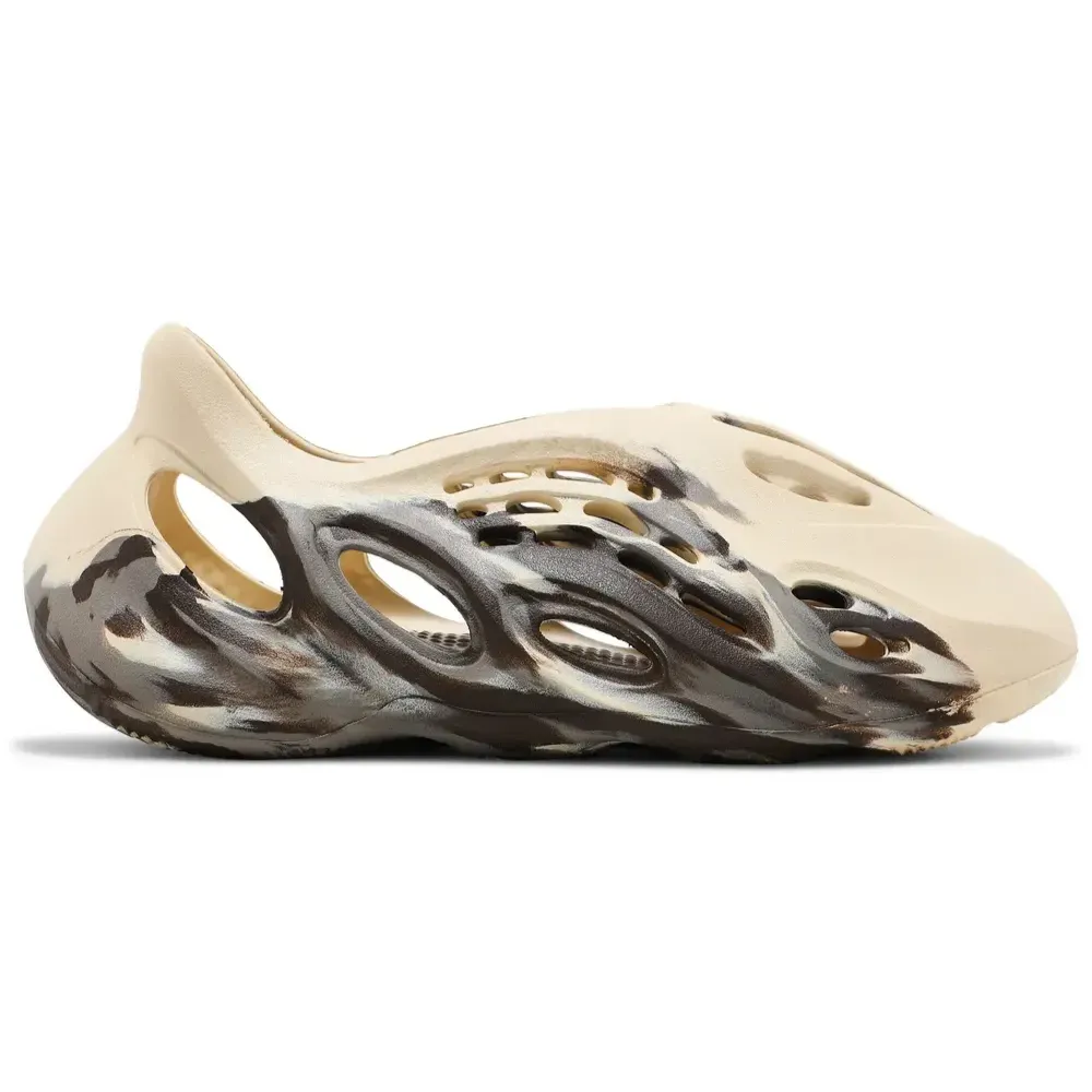 靴  YEEZY Foam Runner MX Cream Clay Yeezy Foam Runner MX Cream Clay - Droper