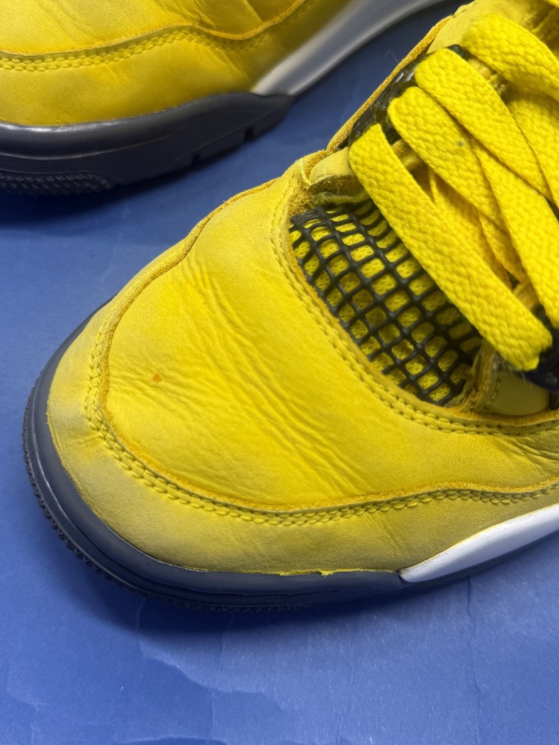 Foto 3 de Air Jordan 4 Lightning — 39, Usado