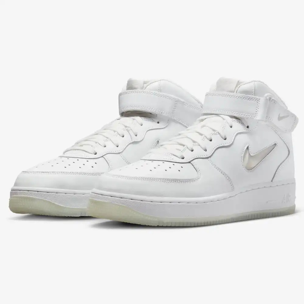 Nike Air Force 1 Mid Color of the Month Summit White — 34 / 35.5 / 36 / 39, Novo