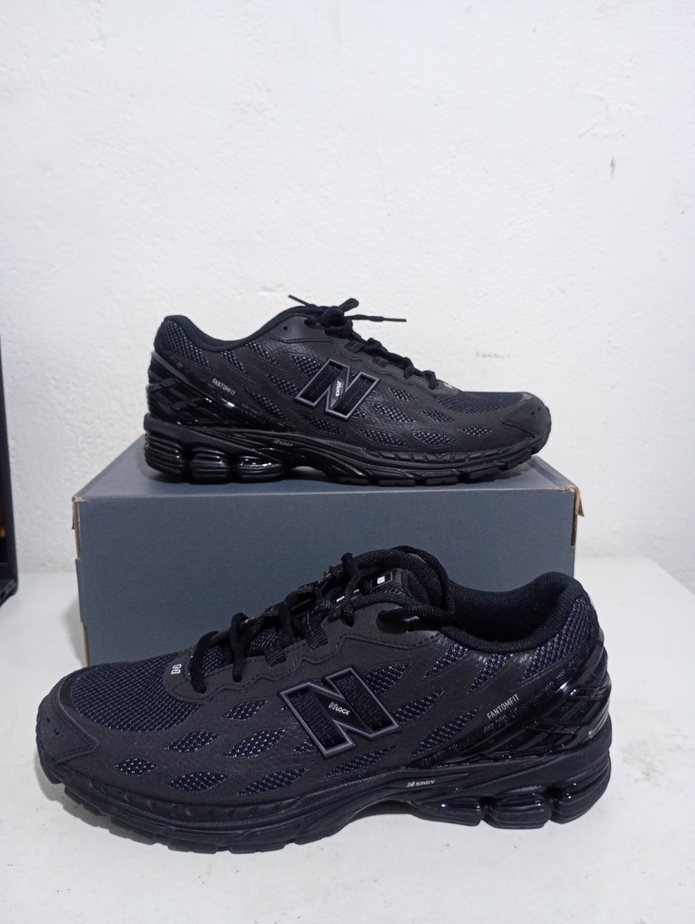 New Balance 1906W Black Silver Metallic — 43, Novo