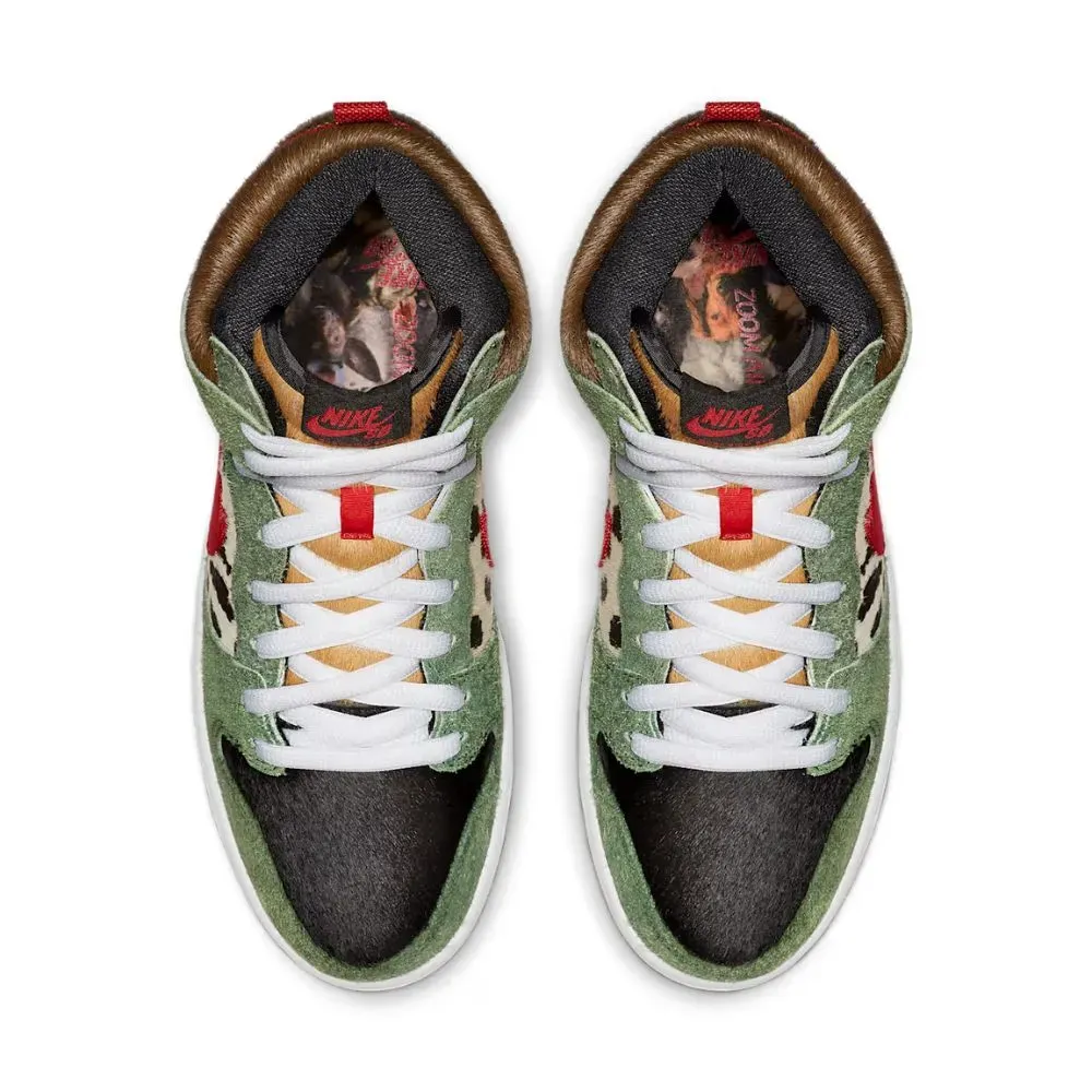 NIKEドッグ　専用 Nike SB Dunk High Dog Walker - Droper