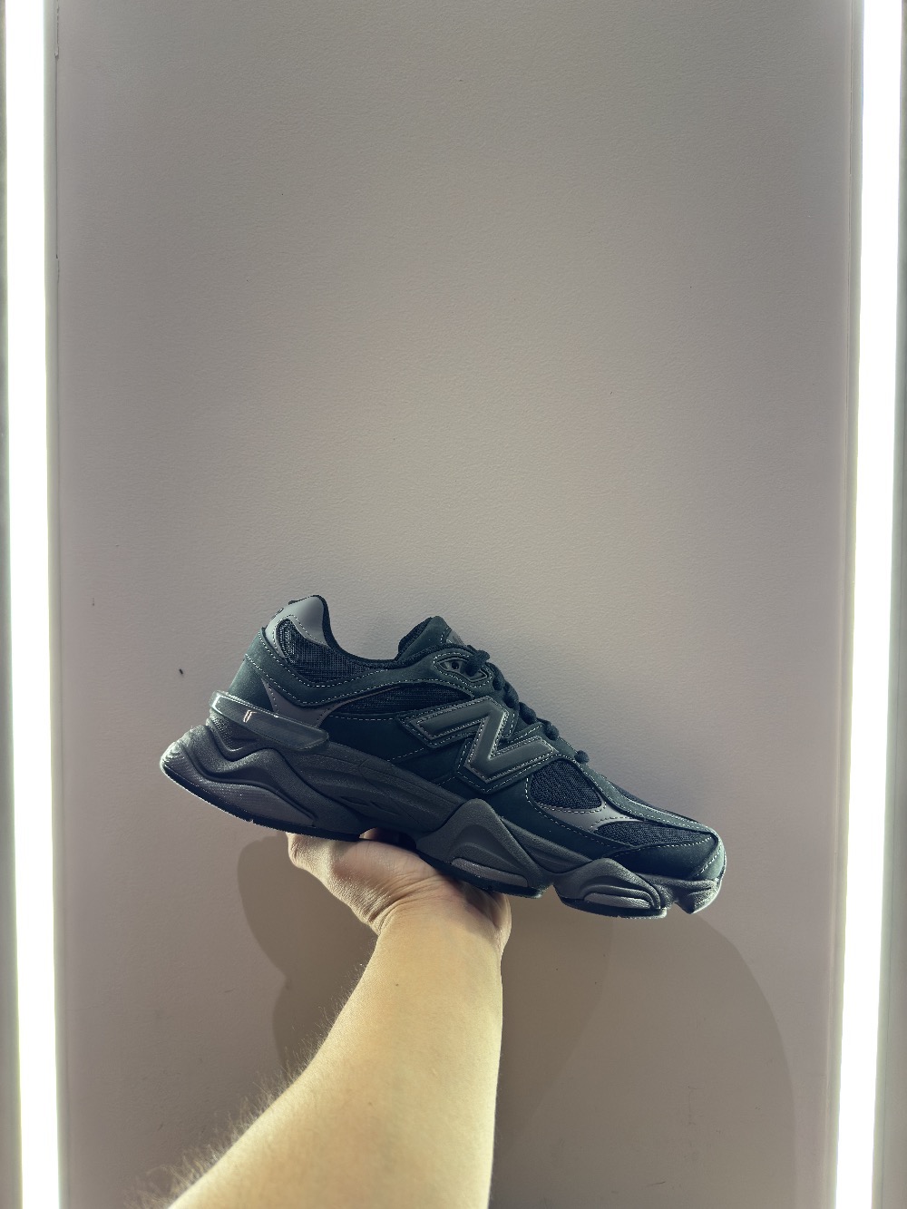 New Balance 9060 Black Castlerock — 43, Novo