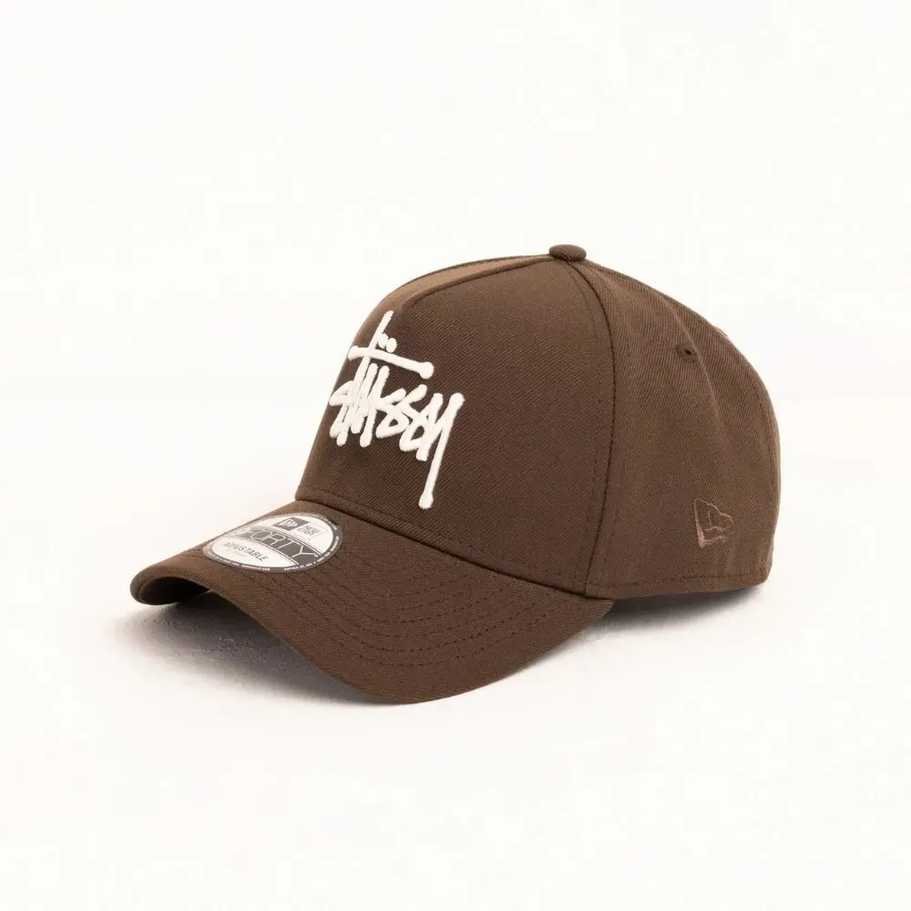 帽子 Stussy new era 9forty cap New Era x Stussy Boné 9FORTY Basic Brown - Droper