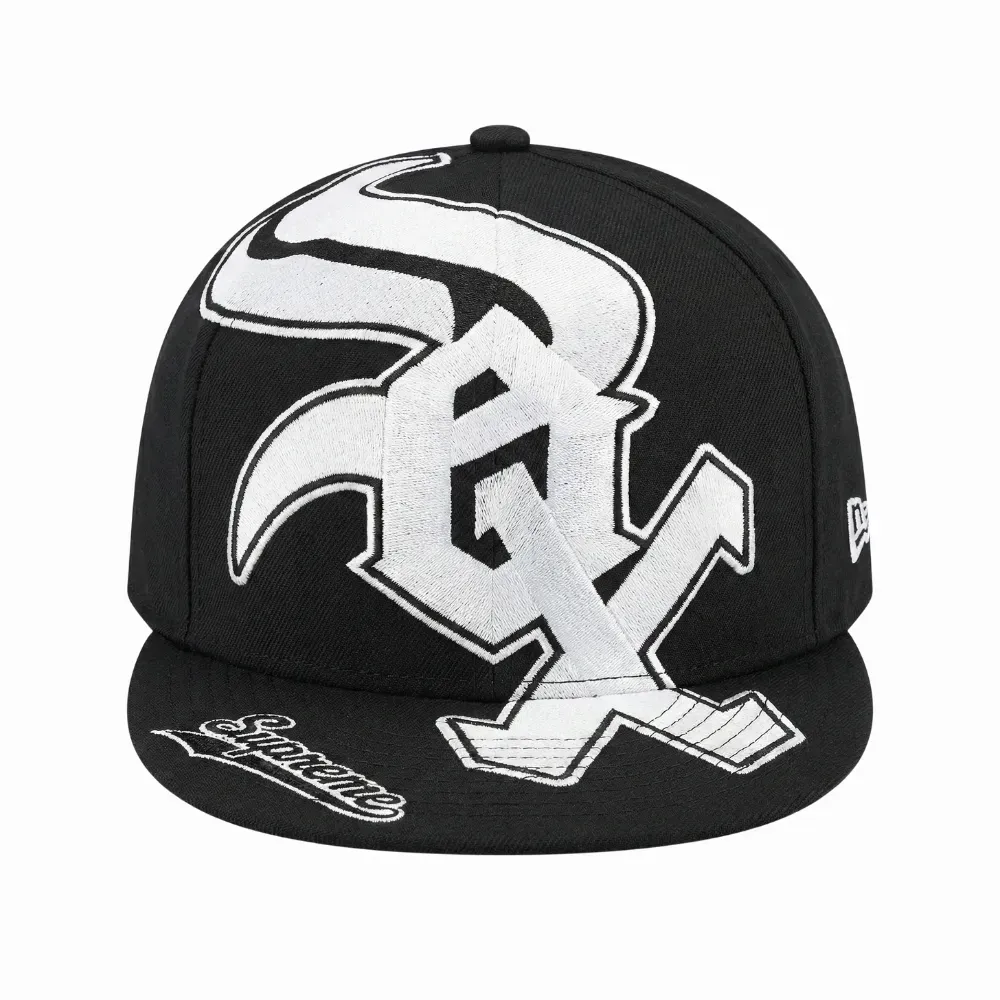 Chicago White Sox x Supreme Boné Adjustable New Era Black FW25-W17