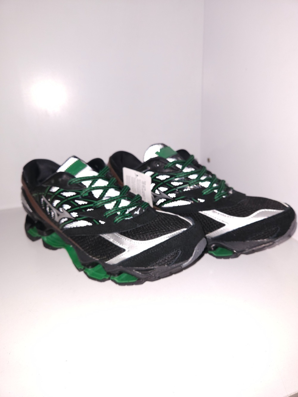 Randomevent x Mizuno Wave Prophecy LS Black