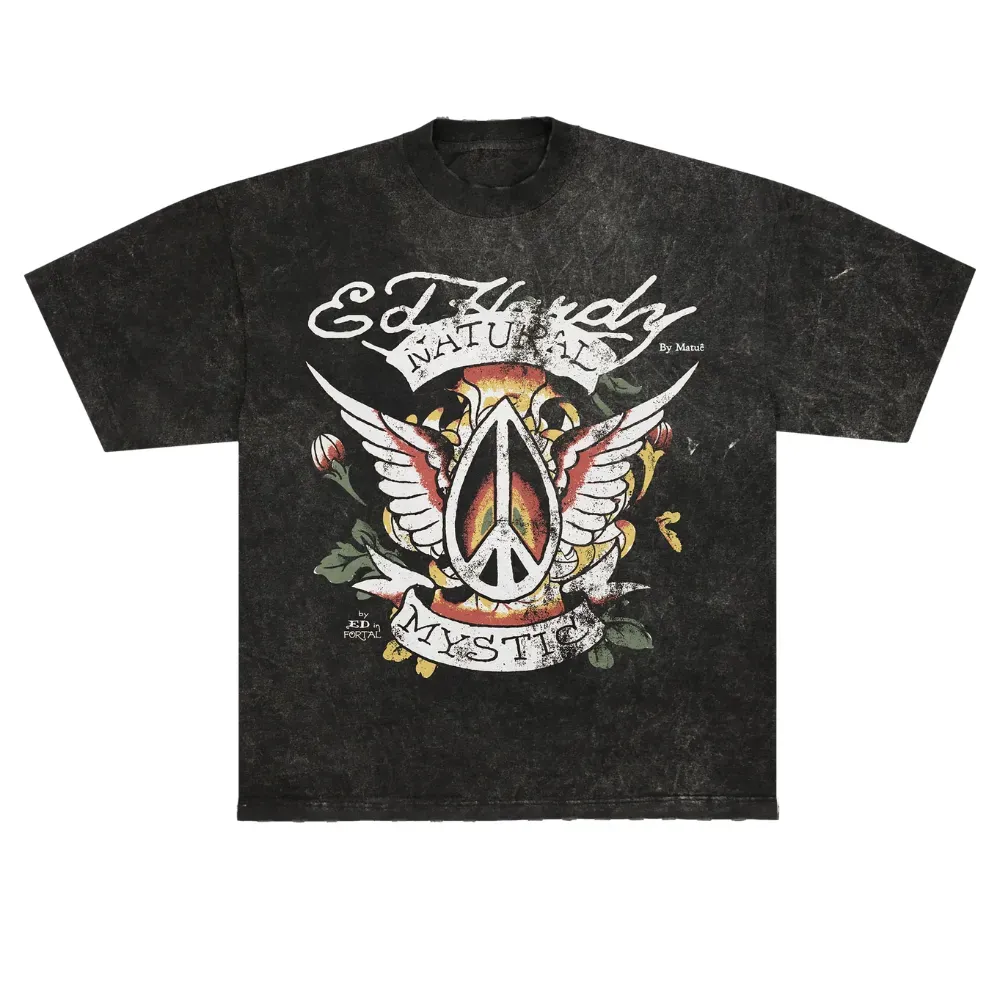 Matuê x Ed Hardy Camiseta Natural Mystic Estonado - Droper