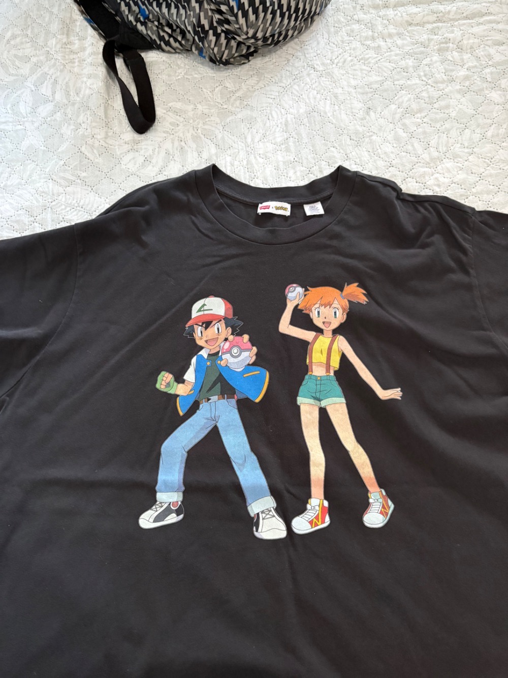 camisa levis x pokemon
