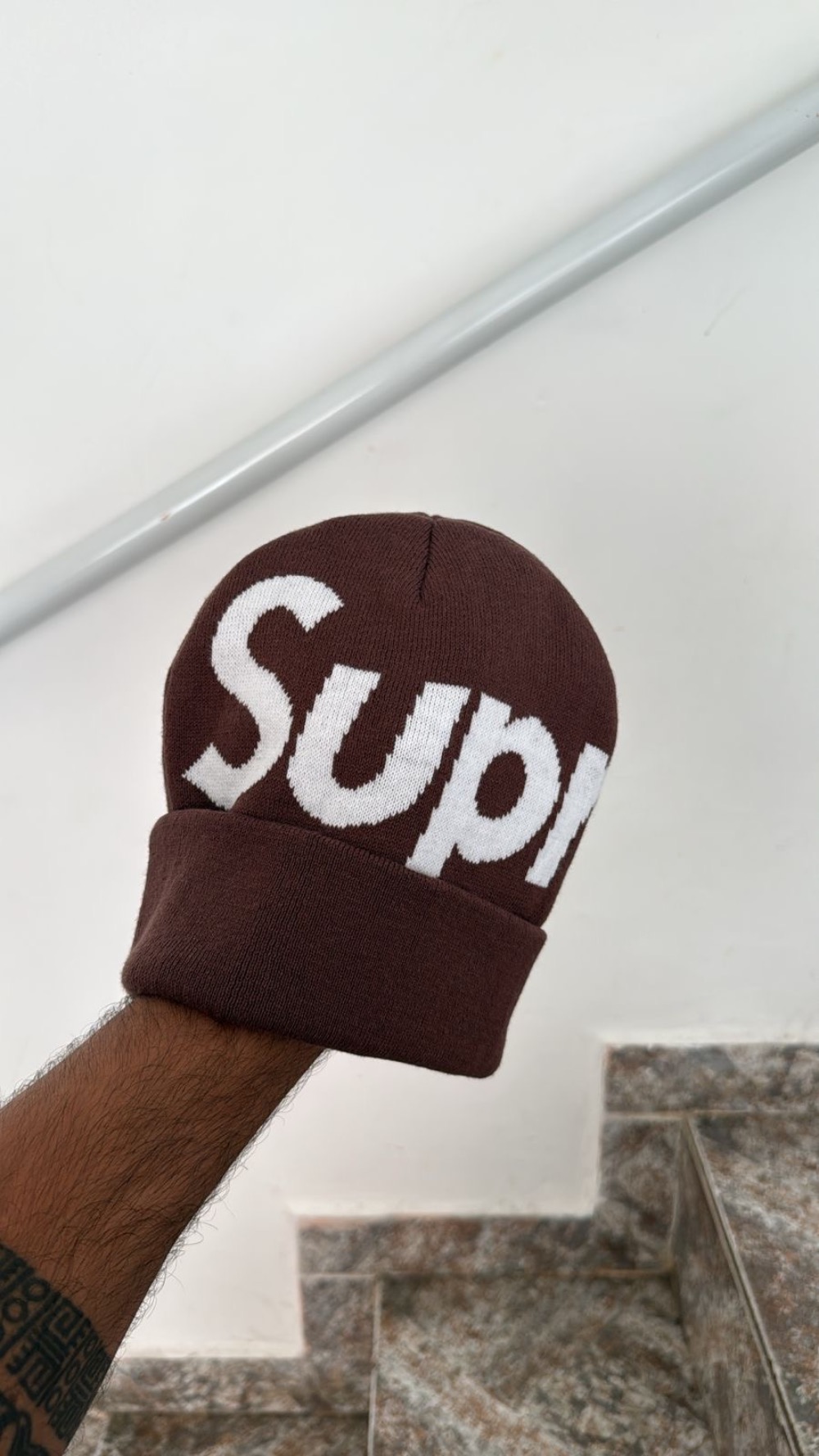 Touca Supreme Big Logo Brown FW25-W18 — Único, Novo