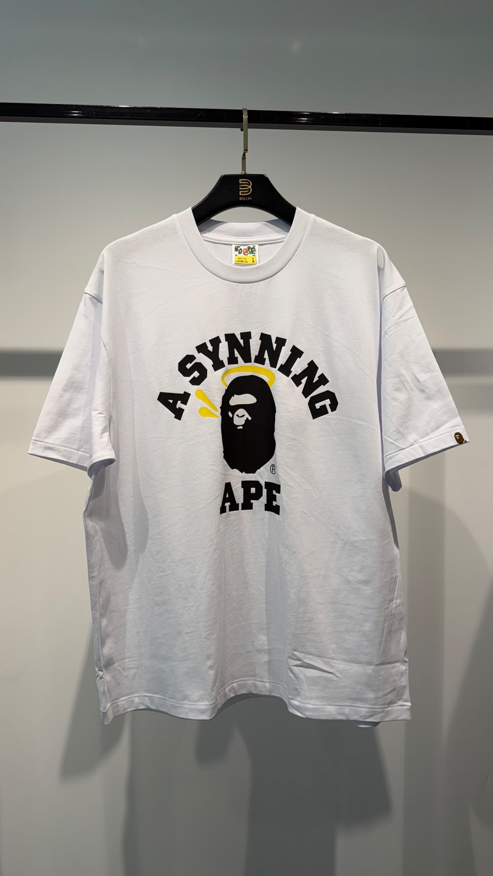 Spotify x Central Cee x BAPE Camiseta College Relaxed Fit White — G, Novo