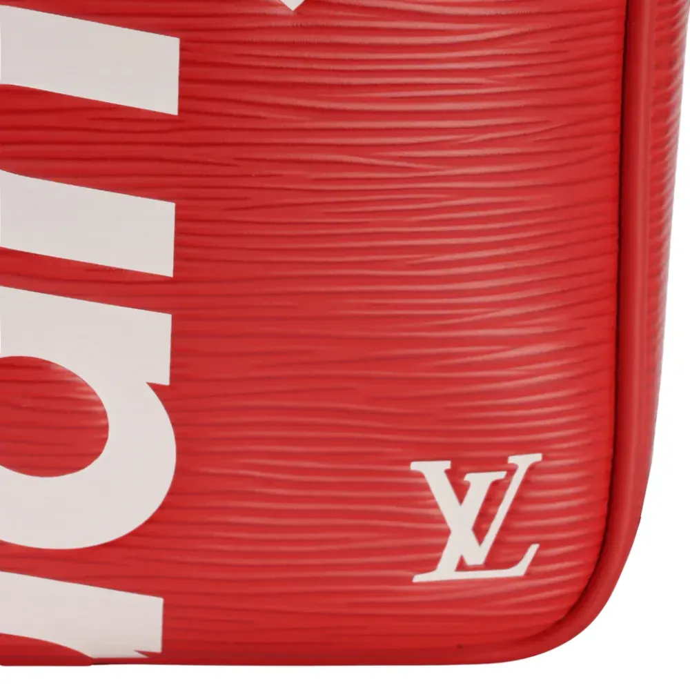 Louis Vuitton x Supreme Bolsa Danube Red foto 6
