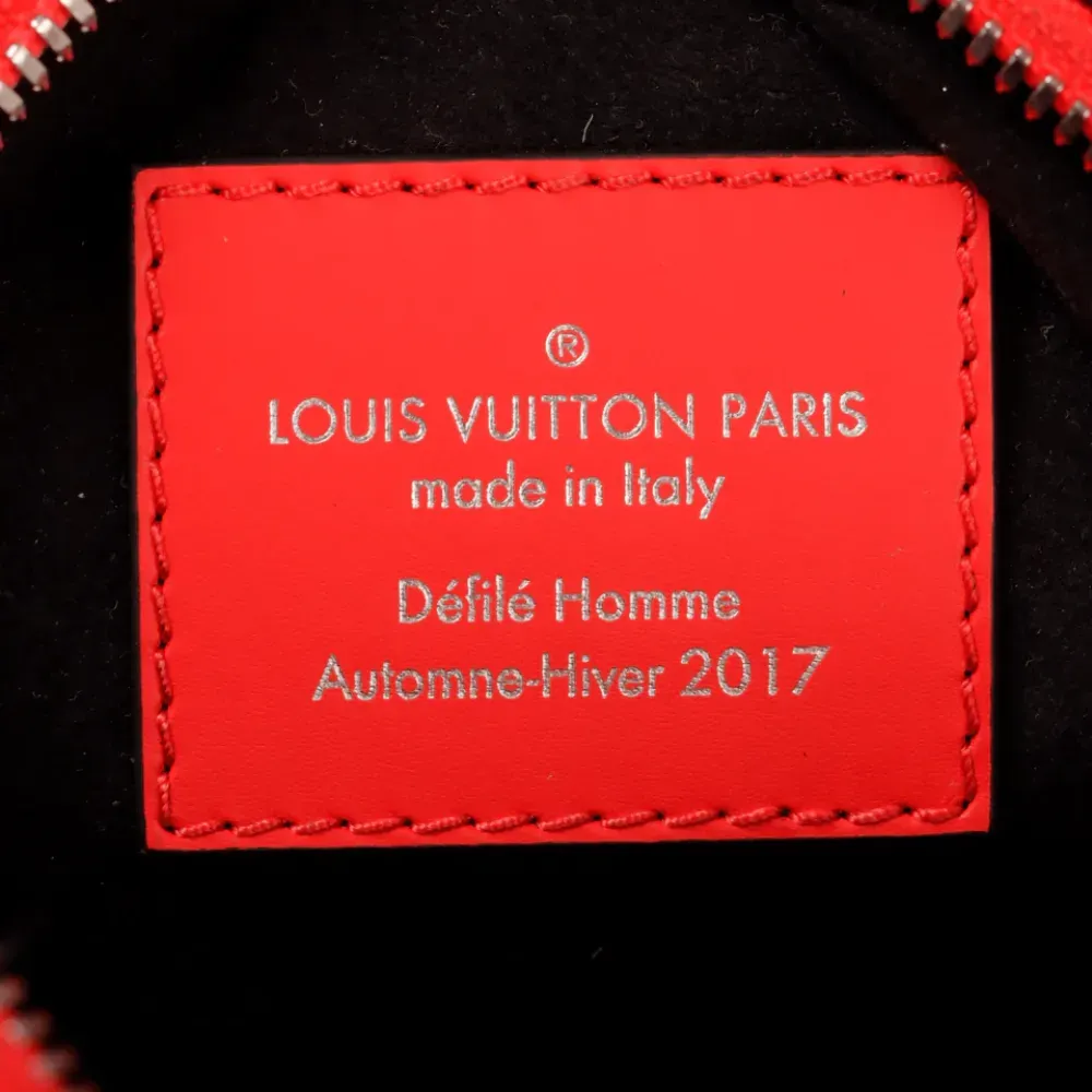 Louis Vuitton x Supreme Bolsa Danube Red foto 4