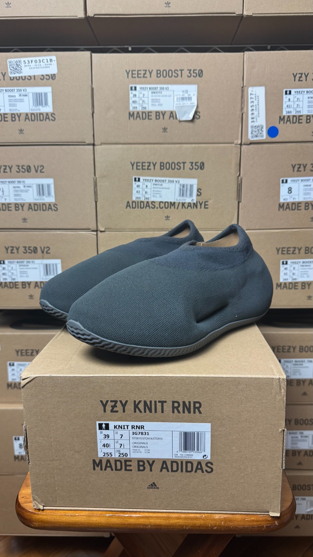 Yeezy Knit Runner Stone Onyx
