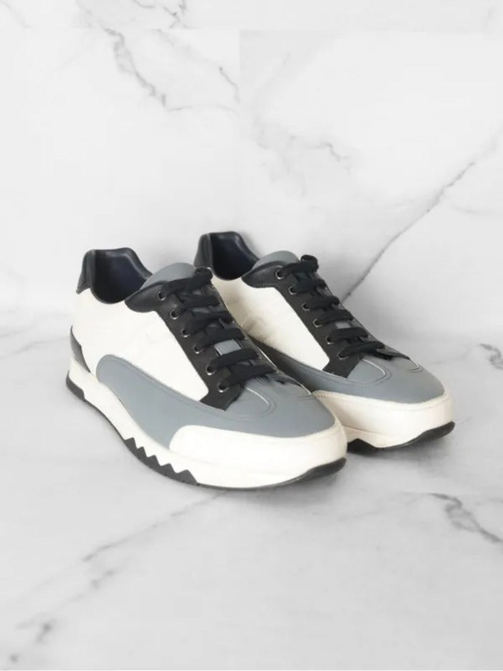 Tênis Hermès Trail Cinza/Branco/Preto