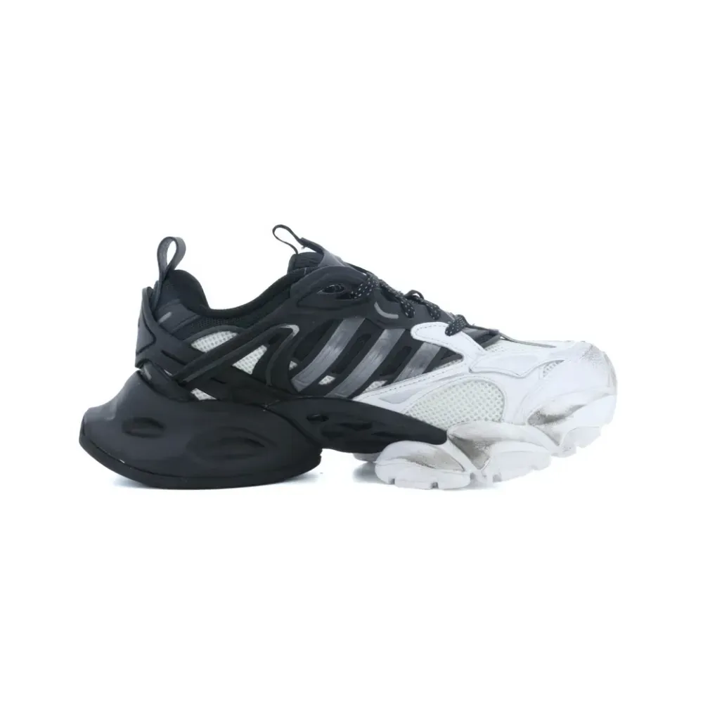 adidas XLG Runner Deluxe White Black - Droper