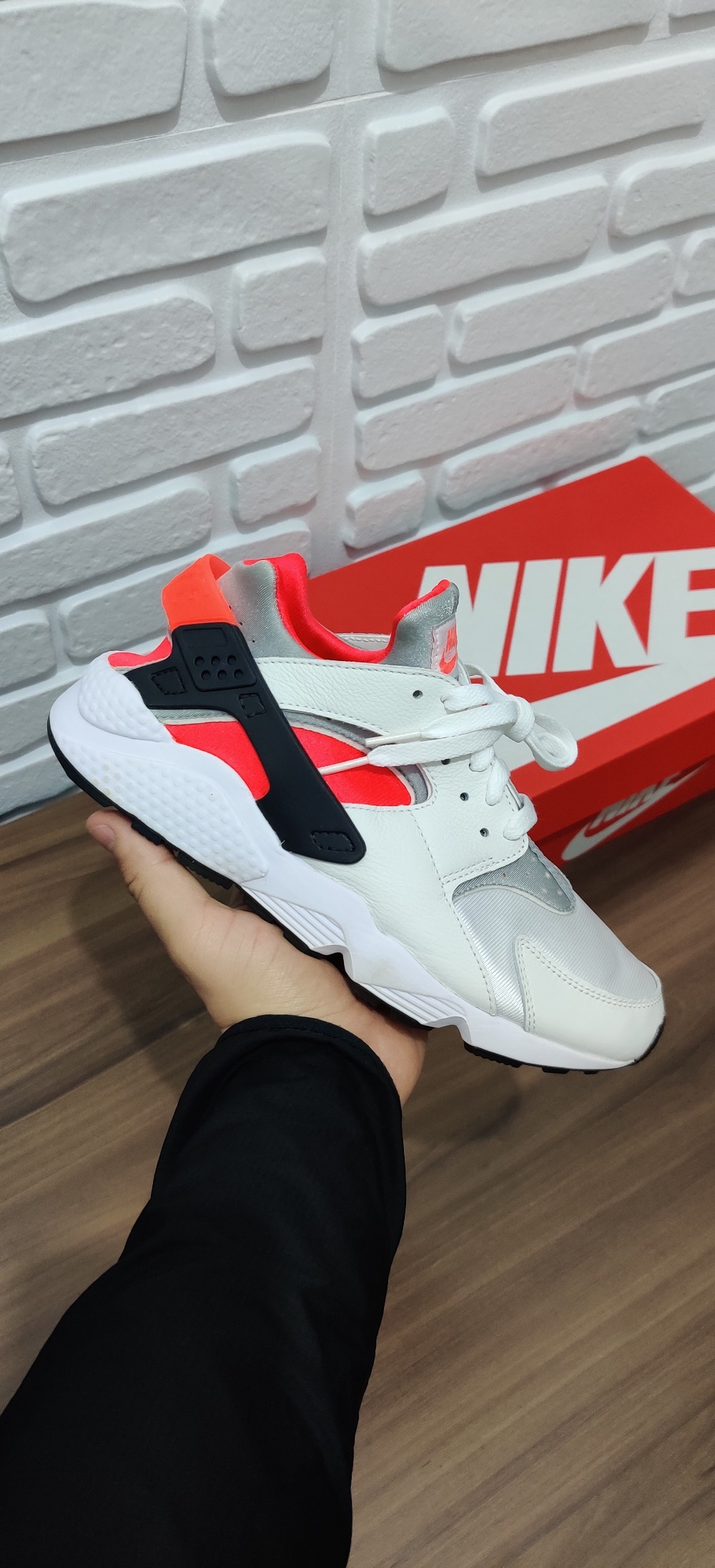 Nike Air Huarache Icons Infrared