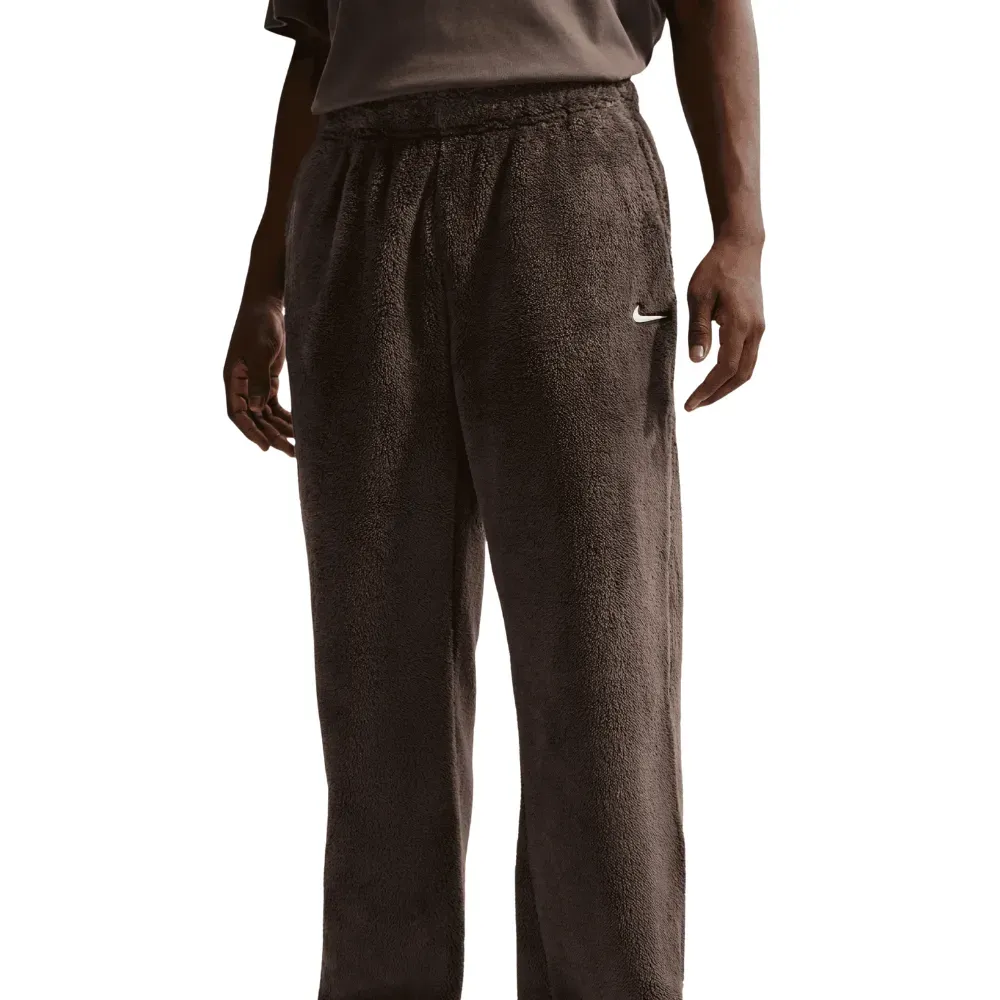 NOCTA x Nike Calça Chalet Polar Brown - Droper